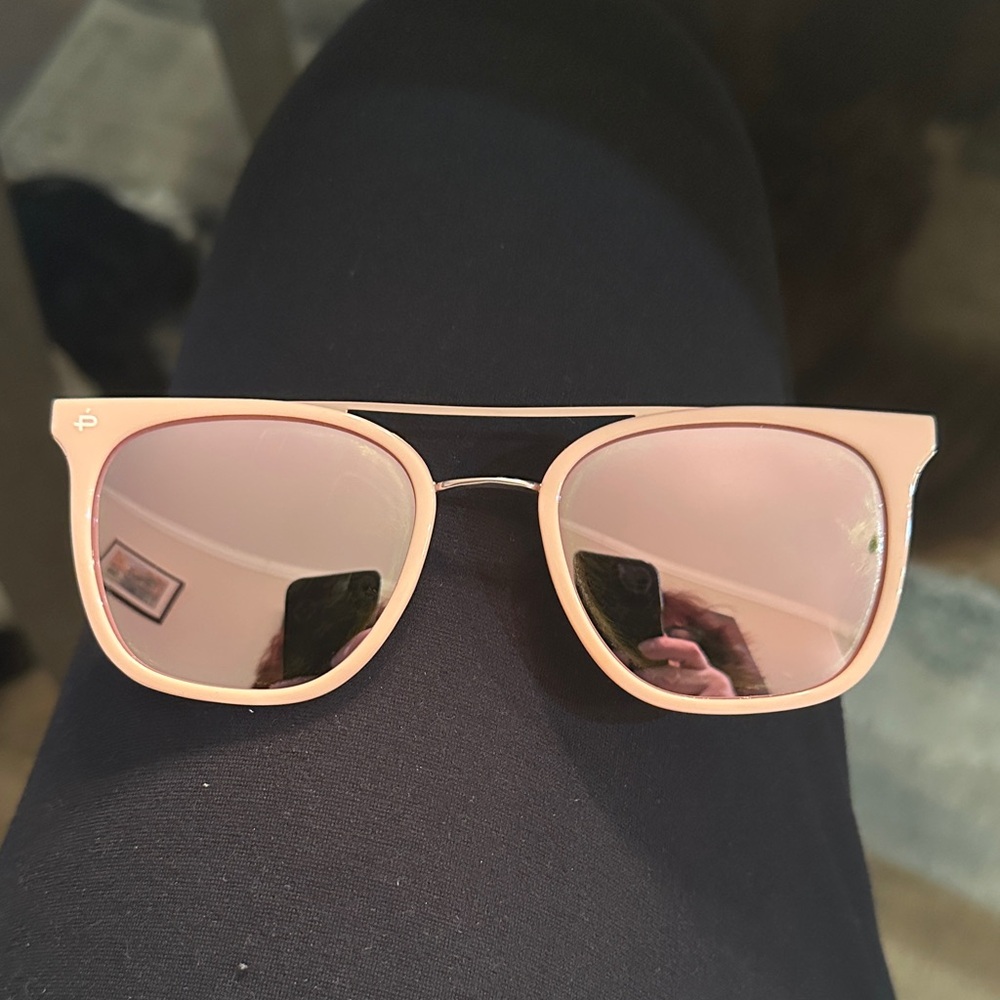 Prive Revaux Pink Stylish Sunglasses with Case